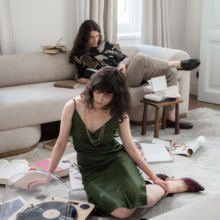 How to Organize a Living Room in 6 Easy Steps