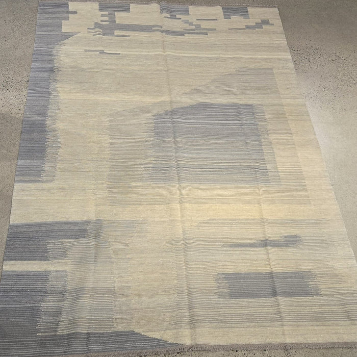 Handwoven Wool Kilim Area Rug – Ivory / Grey Abstract – 5'11" x 9'2"