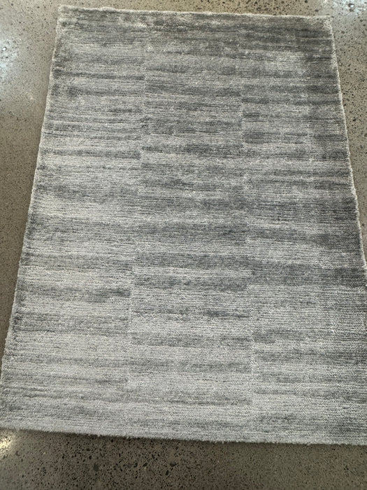 2'x3' 100% Wool Nepali Hand Knotted Area Rug