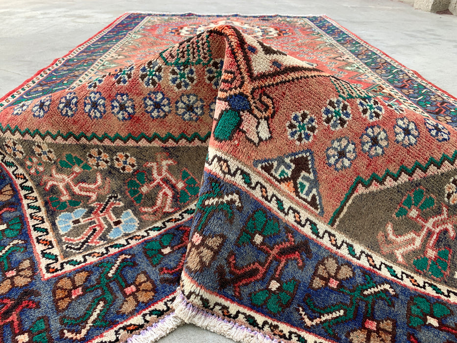 9'9 x 5'1 Hand-Knotted Persian Wool Rug - Faded Peach Tribal Medallion Design - KBHM-1004