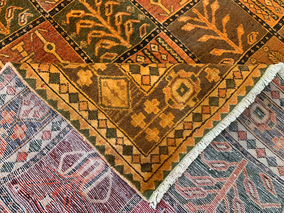 Handmade Persian Wool Area Rug 7x10 - Red Bakhtiari Persian Style Rug - Exact Size 10'2" x 6'7" - KBHM-1184