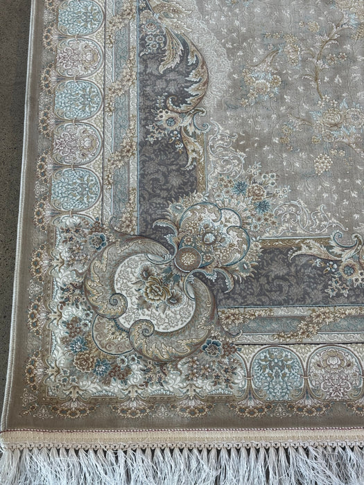 Luxury Persian Machine-Made Rug – Silver Grey / Soft Blue Medallion – 7' x 10'