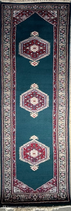 2'5" x 12'6" Indo-Persian 100% Wool Hand-knotted area rug