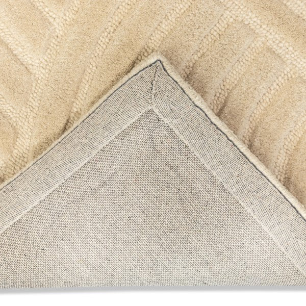 Sculpted Arc Wool Rug – Hand Tufted (High-Low Texture)
