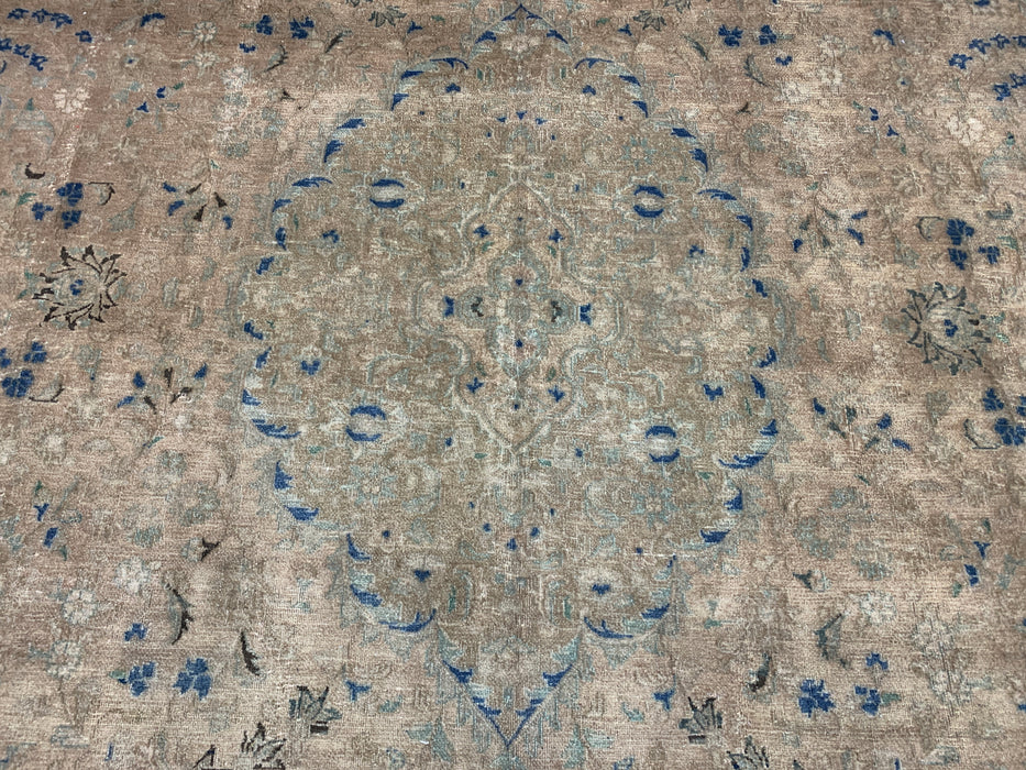 9’8” × 12’6” Hand-Knotted Wool Rug – Camel Brown Field with Navy & Taupe Floral Border