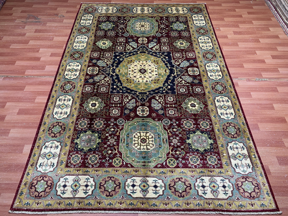 7'x10' Hand-Knotted Mamluk Wool Rug – Red & Green Geometric Medallion