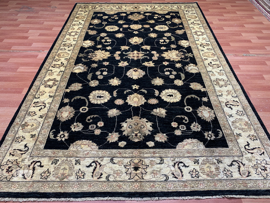 7'x10' Hand-Knotted Chobi Black/Ivory Area Rug – KB Rugs