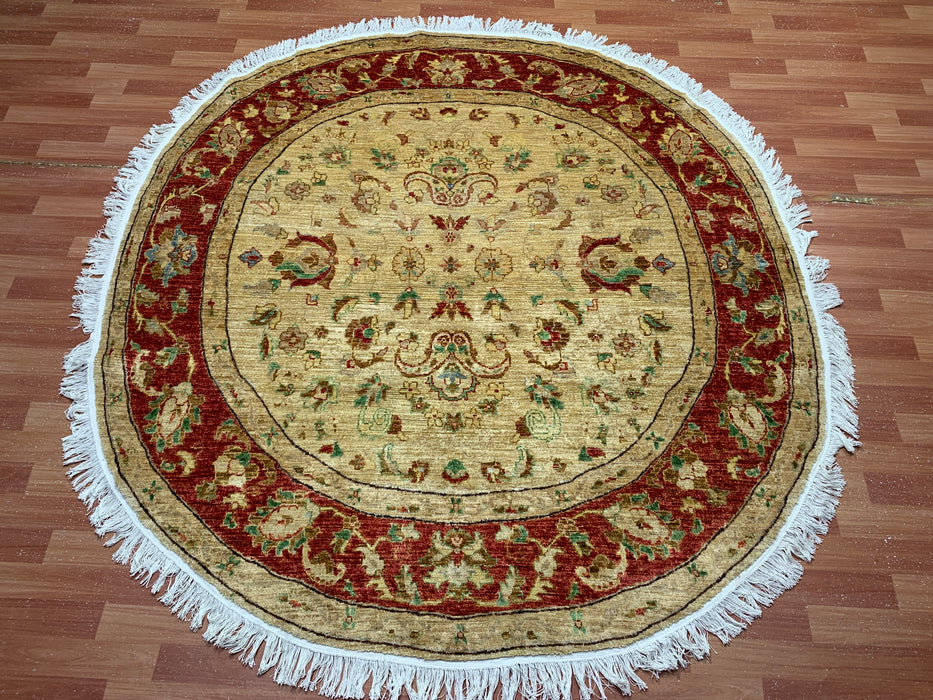 7'1" × 6'9" Hand-Knotted Round Wool Rug – Ivory & Red Floral Medallion