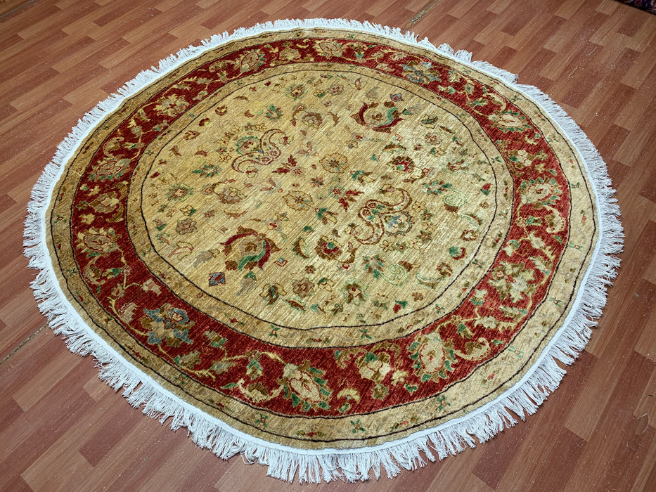 7'1" × 6'9" Hand-Knotted Round Wool Rug – Ivory & Red Floral Medallion