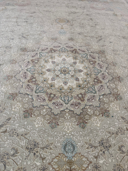 Premium 1500-Reed Persian Machine-Made Rug – Ivory / Soft Blue Medallion – 7' x 10'