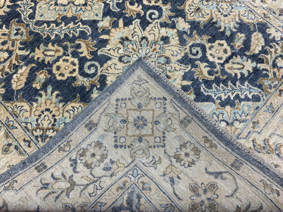 4'10" × 7'3" Hand-Knotted Wool Rug – Navy & Beige with Floral Medallion Design