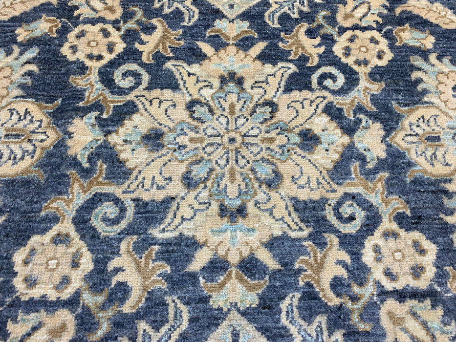 4'10" × 7'3" Hand-Knotted Wool Rug – Navy & Beige with Floral Medallion Design