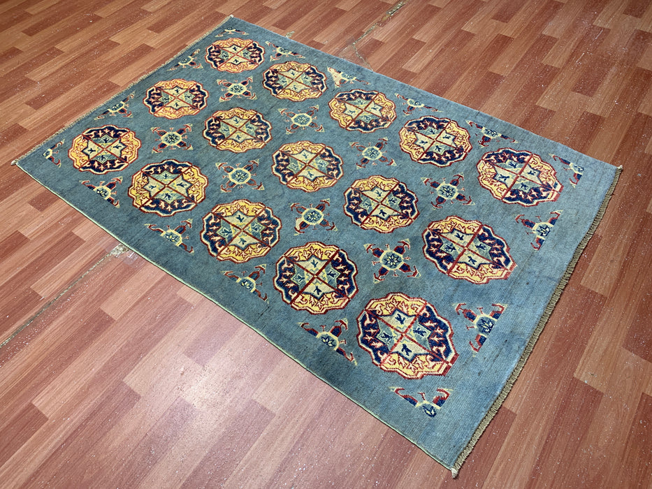 3'11" × 5'11" Hand-Knotted Wool Rug – Gray Field with Geometric Medallions