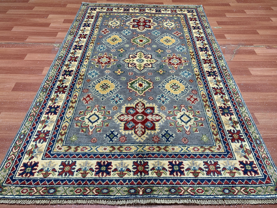 3'10" × 6'1" Hand-Knotted Wool Rug – Gray with Geometric Star Medallions