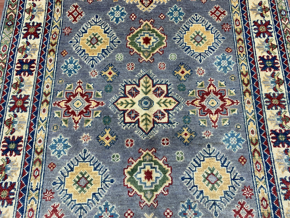 3'10" × 6'1" Hand-Knotted Wool Rug – Gray with Geometric Star Medallions