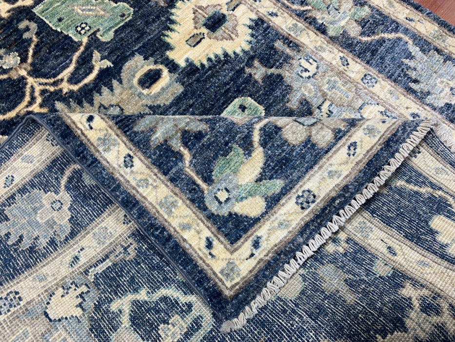 3'11" × 5'10" Hand-Knotted Wool Rug – Black with Floral Motifs