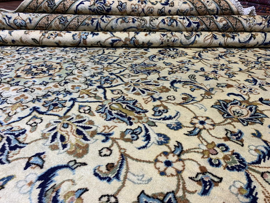 9'6" × 13'5" Hand-Knotted Wool Rug – Persian Kashan Floral Ivory & Blue