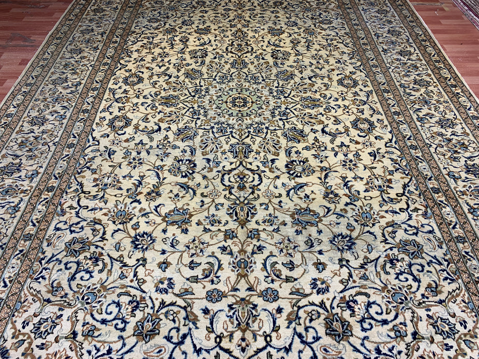 9'6" × 13'5" Hand-Knotted Wool Rug – Persian Kashan Floral Ivory & Blue