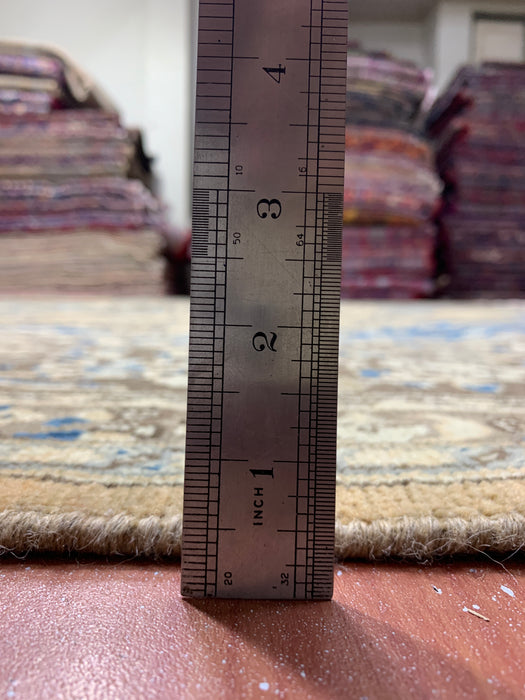 9'7" × 12'8" Hand-Knotted Persian Kashan Wool Rug – Gold Field with Blue Floral Medallion Design