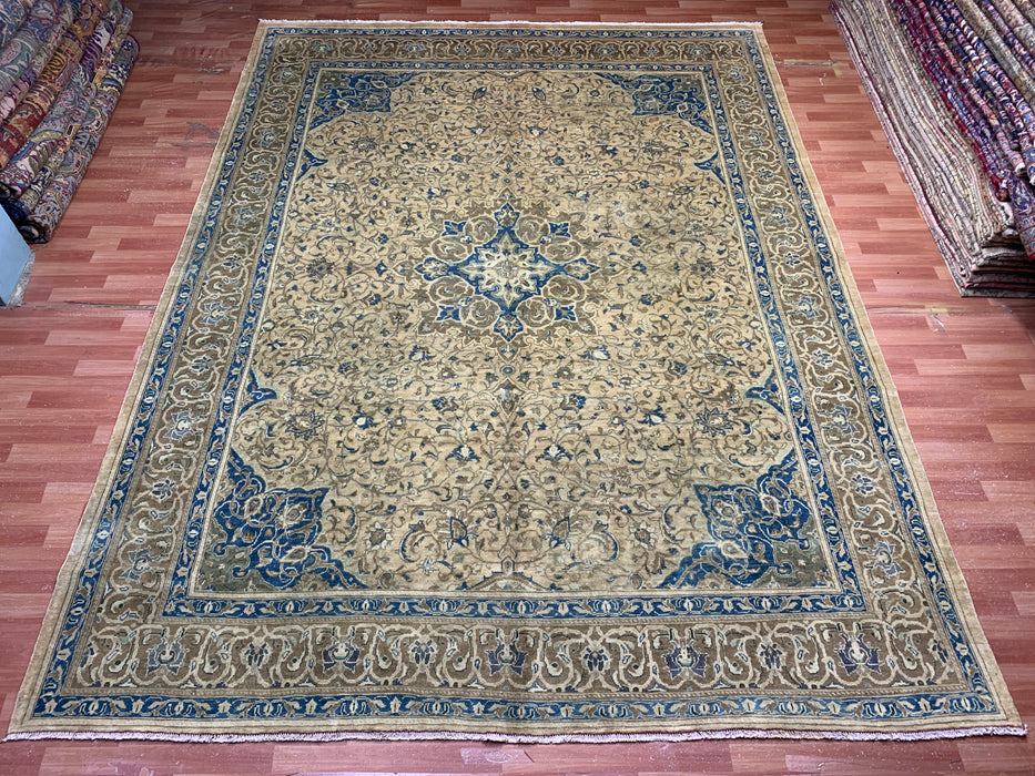 9'9" × 12'10" Hand-Knotted Persian Wool Rug – Beige with Blue Floral Medallion Design
