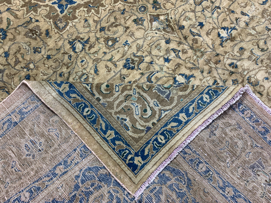 9'9" × 12'10" Hand-Knotted Persian Wool Rug – Beige with Blue Floral Medallion Design