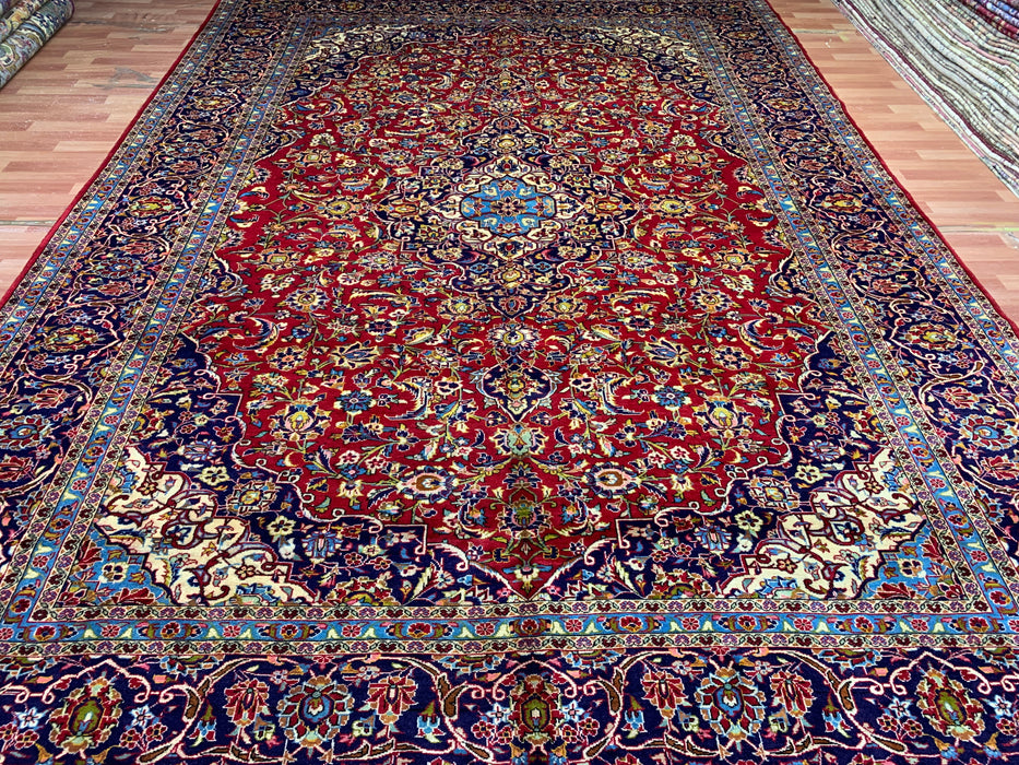 9'9" × 13'10" Hand-Knotted Wool Rug – Persian Floral Medallion Design