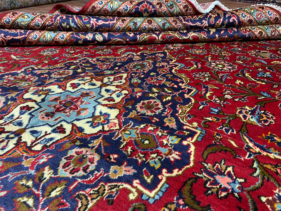 10'0" × 14'4" Hand-Knotted Wool Rug – Red Medallion with Navy Border