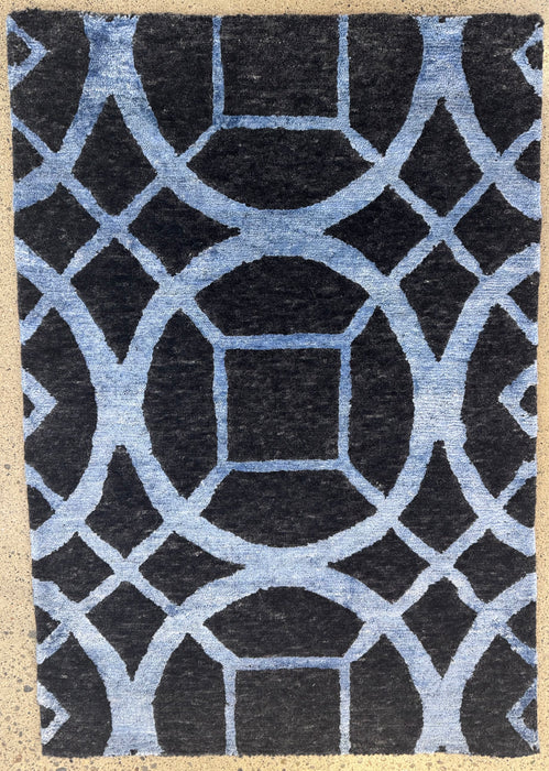 2'x3' 100% Wool Nepali Hand Knotted Area Rug