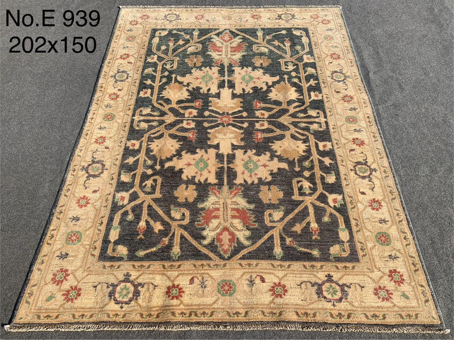 4’9 x 6’6 Afghan Chobi Wool Rug