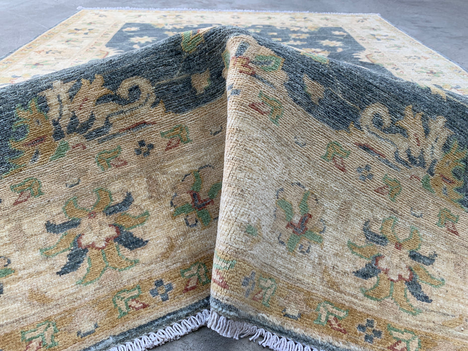 6'4 x 4'11 Hand-Knotted Peshawari Chobi Wool Rug - Gray Traditional Floral Area Rug - KBHM-588