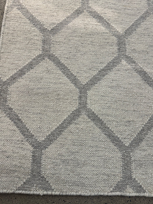 2'x3' 100% Wool Nepali Hand Knotted Area Rug