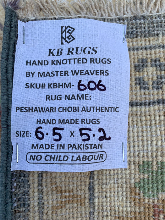 6'5 x 5'2 Hand-Knotted Peshawari Chobi Wool Rug - Gray Traditional Floral Area Rug - KBHM-606