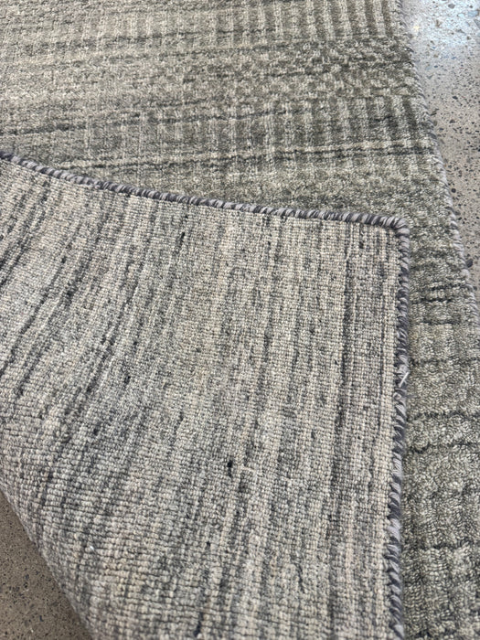 2'x3' 100% Wool Nepali Hand Knotted Area Rug