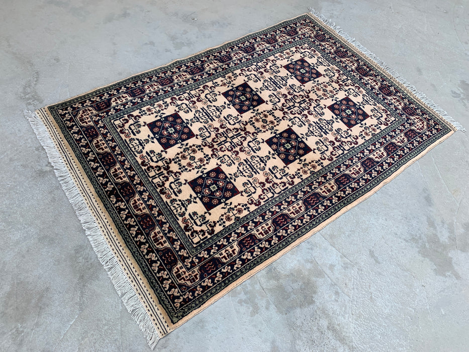 4'10 x 3'3 Hand-Knotted Peshawari Chobi Wool Rug - Ivory Tribal Geometric Area Rug - KBHM-636