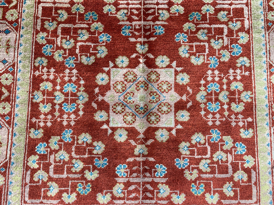 3'11 x 2'8 Hand-Knotted Peshawari Chobi Wool Rug - Red Tribal Geometric Accent Rug - KBHM-637