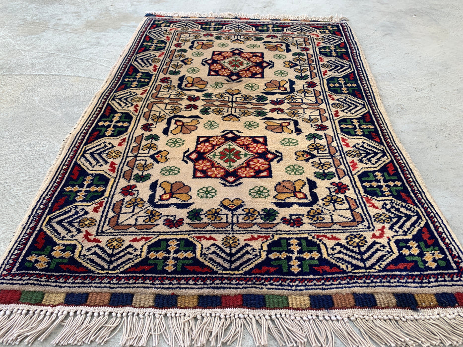 2'10 x 1'11 Hand-Knotted Peshawari Chobi Wool Rug - Ivory Tribal Geometric Accent Rug - KBHM-639