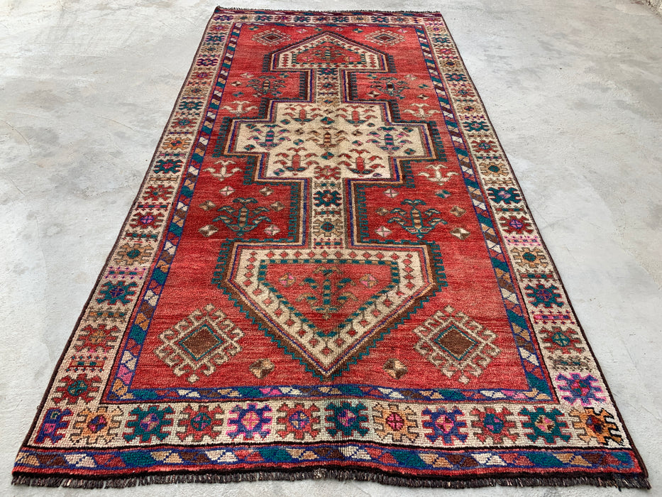 8'11 x 4'6 Hand-Knotted Persian Wool Rug - Coral Tribal Medallion Area Rug - KBHM-649
