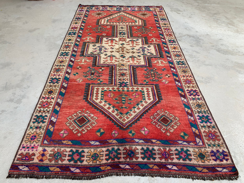 8'11 x 4'6 Hand-Knotted Persian Wool Rug - Coral Tribal Medallion Area Rug - KBHM-649
