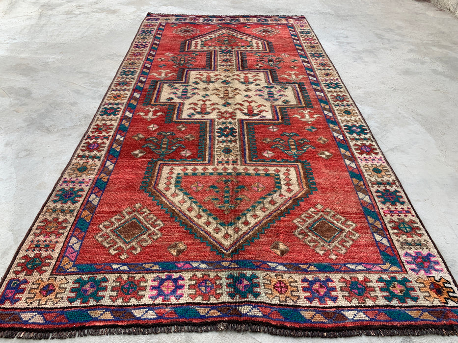8'11 x 4'6 Hand-Knotted Persian Wool Rug - Coral Tribal Medallion Area Rug - KBHM-649