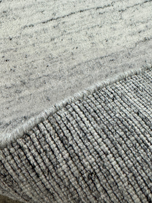 8'X10' Hand-Knotted Silverstone Wool Area Rug- Ivory/Grey