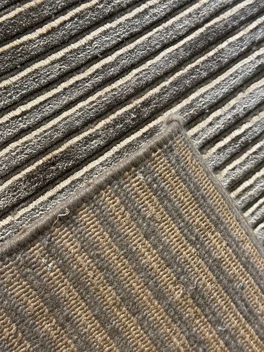 9'x12' Hand-Knotted Tibetan Wool Area Rug - Gold