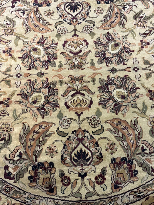 8' x 8' Round Hand-Knotted Wool Area Rug - Ivory/Beige/Multi
