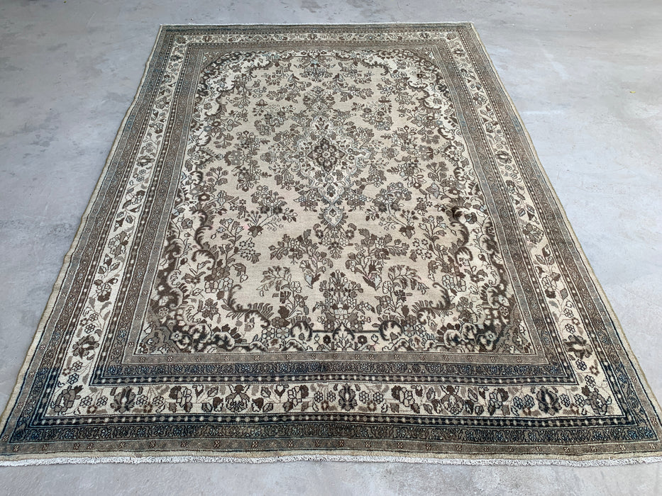 11'11" x 8'8" Hand-Knotted Persian Wool Rug – Beige, Brown & Soft Blue Floral Medallion Design – KBHM-711