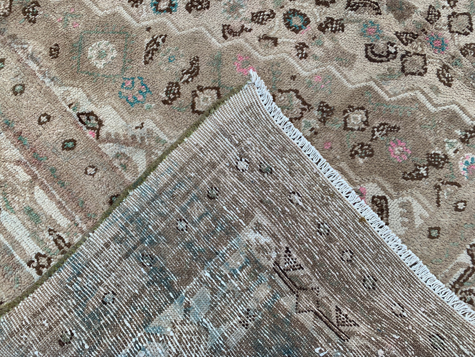 Handmade Persian Wool Area Rug 7x10 - Beige, Taupe & Soft Pink Vintage Medallion Persian Style Rug - Exact Size 9'9" x 6'9" - KBHM-725