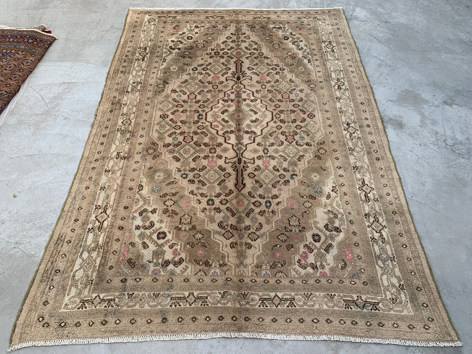 Handmade Persian Wool Area Rug 7x10 - Beige, Taupe & Soft Pink Vintage Medallion Persian Style Rug - Exact Size 9'9" x 6'9" - KBHM-725