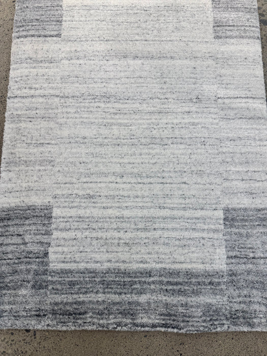 2'x3' 100% Wool Nepali Hand Knotted Area Rug