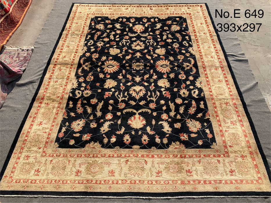 Hand-Knotted Persian Floral Wool Rug – 9’9” × 12’11”