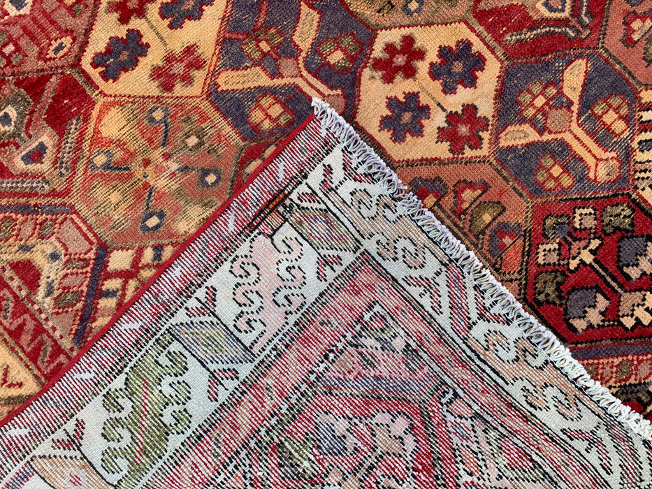Handmade Persian Wool Area Rug 7x10 - Red Hexagon Garden Persian Style Rug with Ivory Border - Exact Size 9'3" x 6'3" - KBHM-830