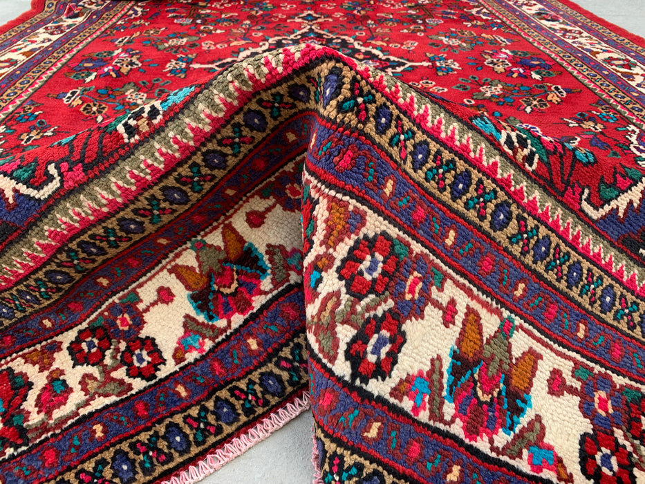 Handmade Persian Wool Area Rug 7x10 - Red Floral Medallion Persian Style Rug with Ivory Border - Exact Size 10'1" x 6'11" - KBHM-836