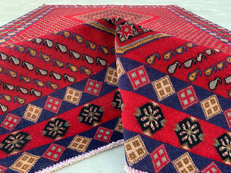 Handmade Persian Wool Area Rug 7x10 - Red Geometric Diamond Persian Style Rug with Navy Border - Exact Size 9'8" x 6'4" - KBHM-850